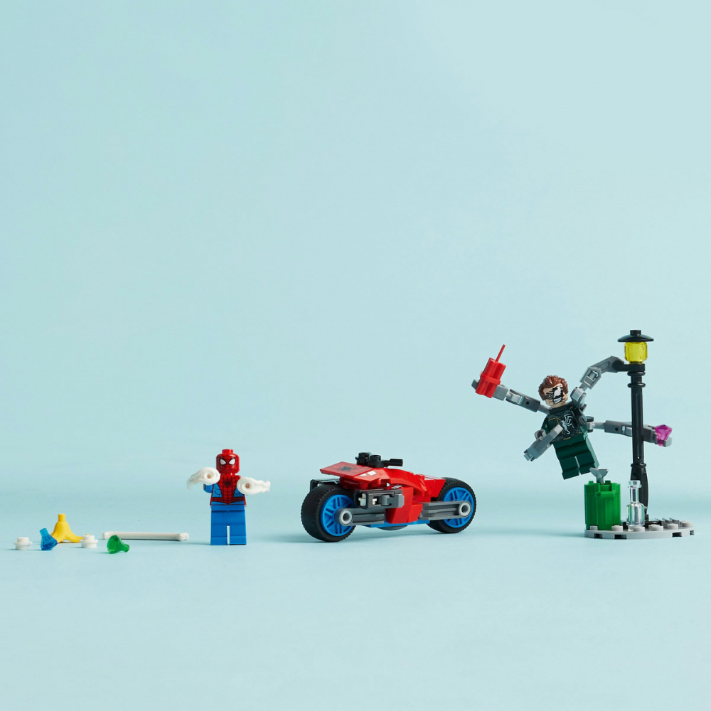 Urmarire pe motocicleta: Omul Paianjen vs Doc Ock [6]