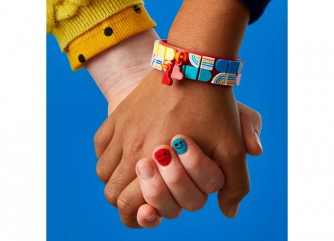 Bratara curcubeu cu accesorii [6]