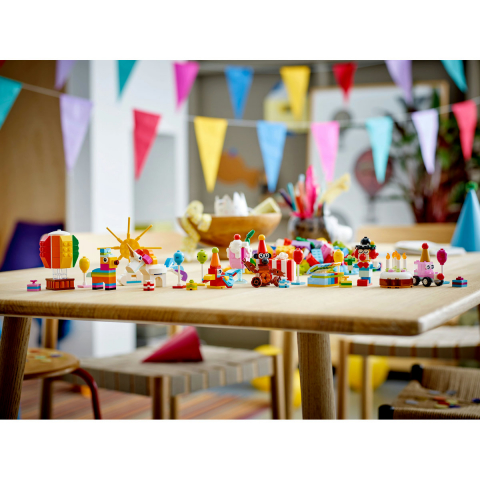 Cutie creativa de petrecere [5]