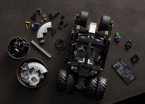 LEGO DC Batmobil Tumbler [9]