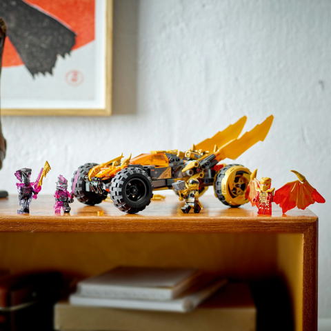 Masina Dragon a lui Cole [5]
