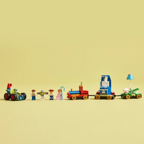 Tren aniversar şi maşina RC din Toy Story [7]