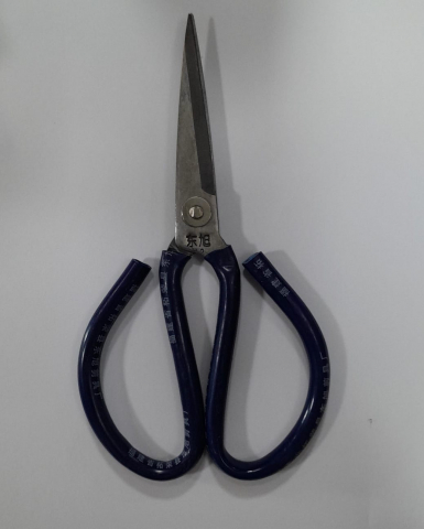 Produse - Foarfeca maner cauciuc albastru 2