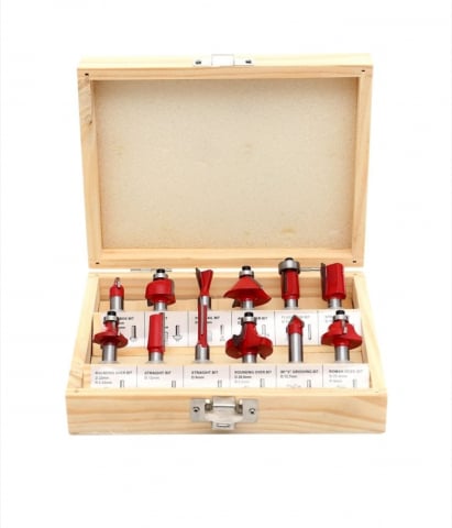 Decoratiuni, ornamente si articole Craciun - Set de 12 freze pentru lemn