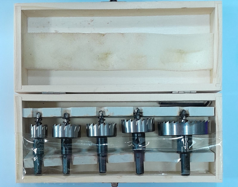 Decoratiuni, ornamente si articole Craciun - SET FREZE METAL HSS