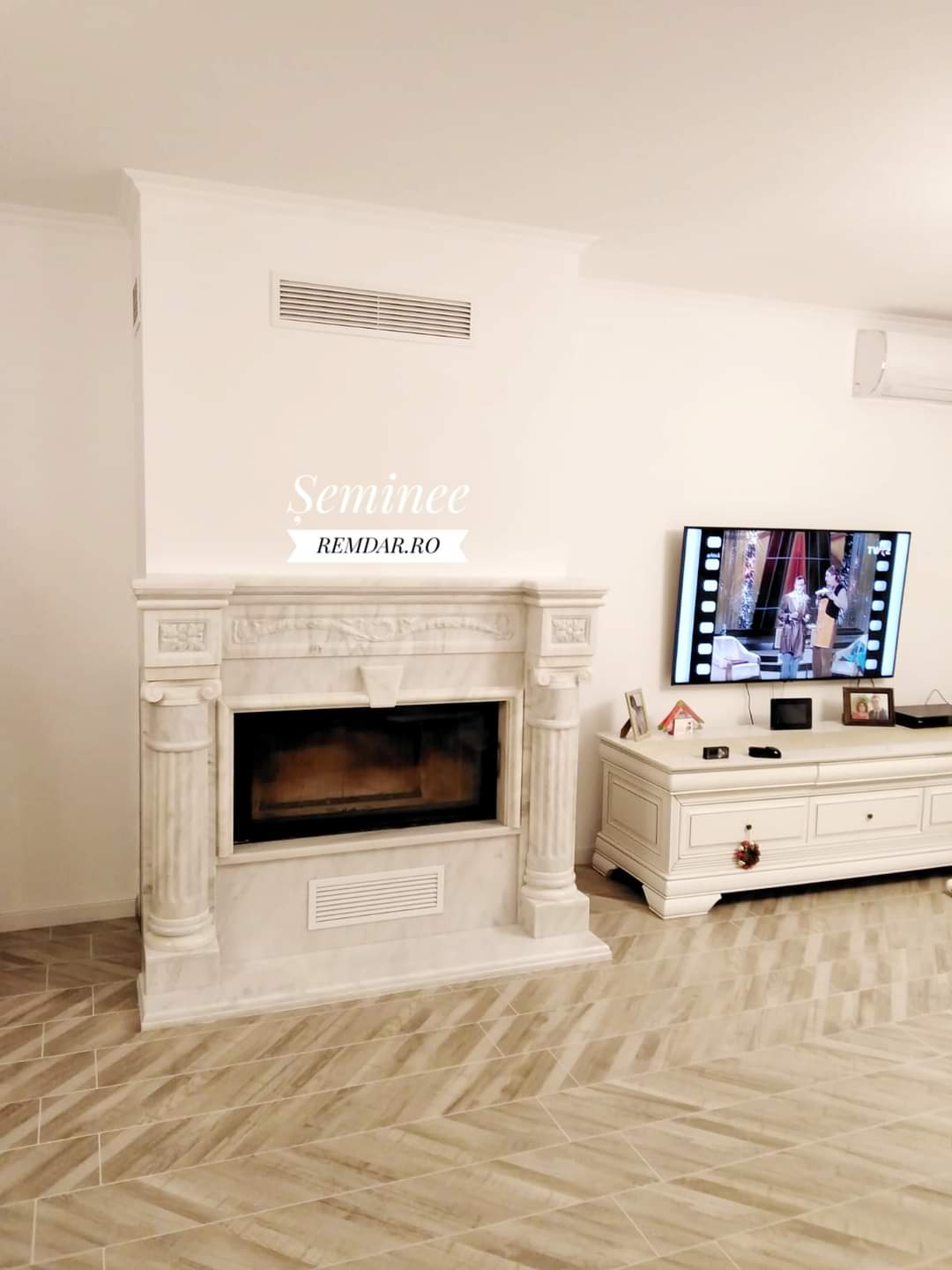 Galerie imagini