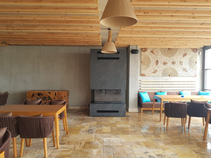 Semineu 3 laturi montat în Restaurant la malul Mării Negre - Constanța [3]