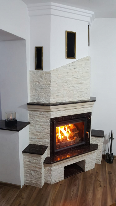 Șemineu pe colț Seminee Home VASLUI placat cu granit si piatră naturală [4]