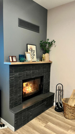 Semineu drept cu focar modern pe colt - Năvodari [1]