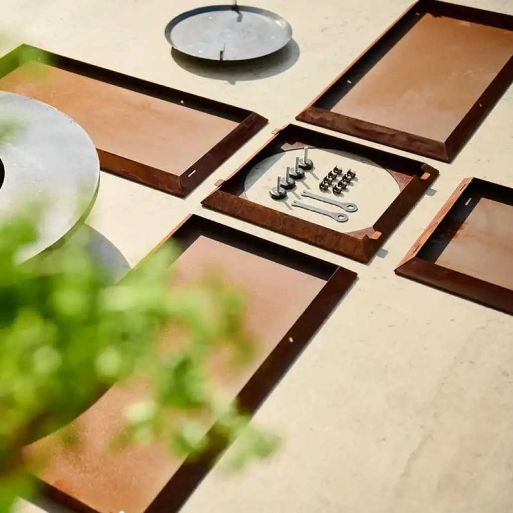 Set Gratar OFYR ORIGINAL Corten 75 cu vatra de gatit pe lemne + Gratar + Opritor alimente + Husa + Racleta [3]