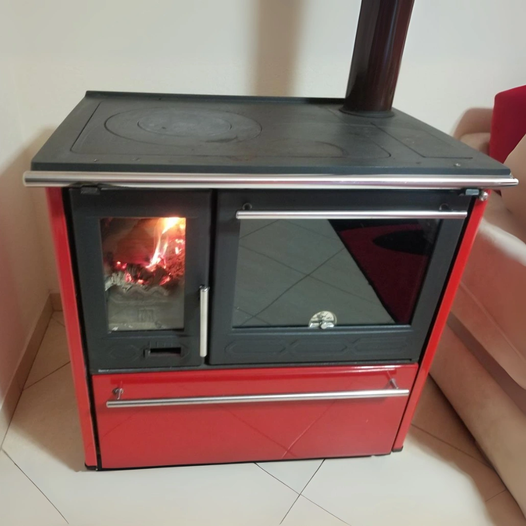 Soba de gatit PLAMEN 850 Rosu - 8kW - racord dreapta [1]