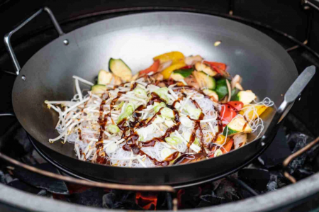 WOK otel carbon cu spatula de bambus [1]