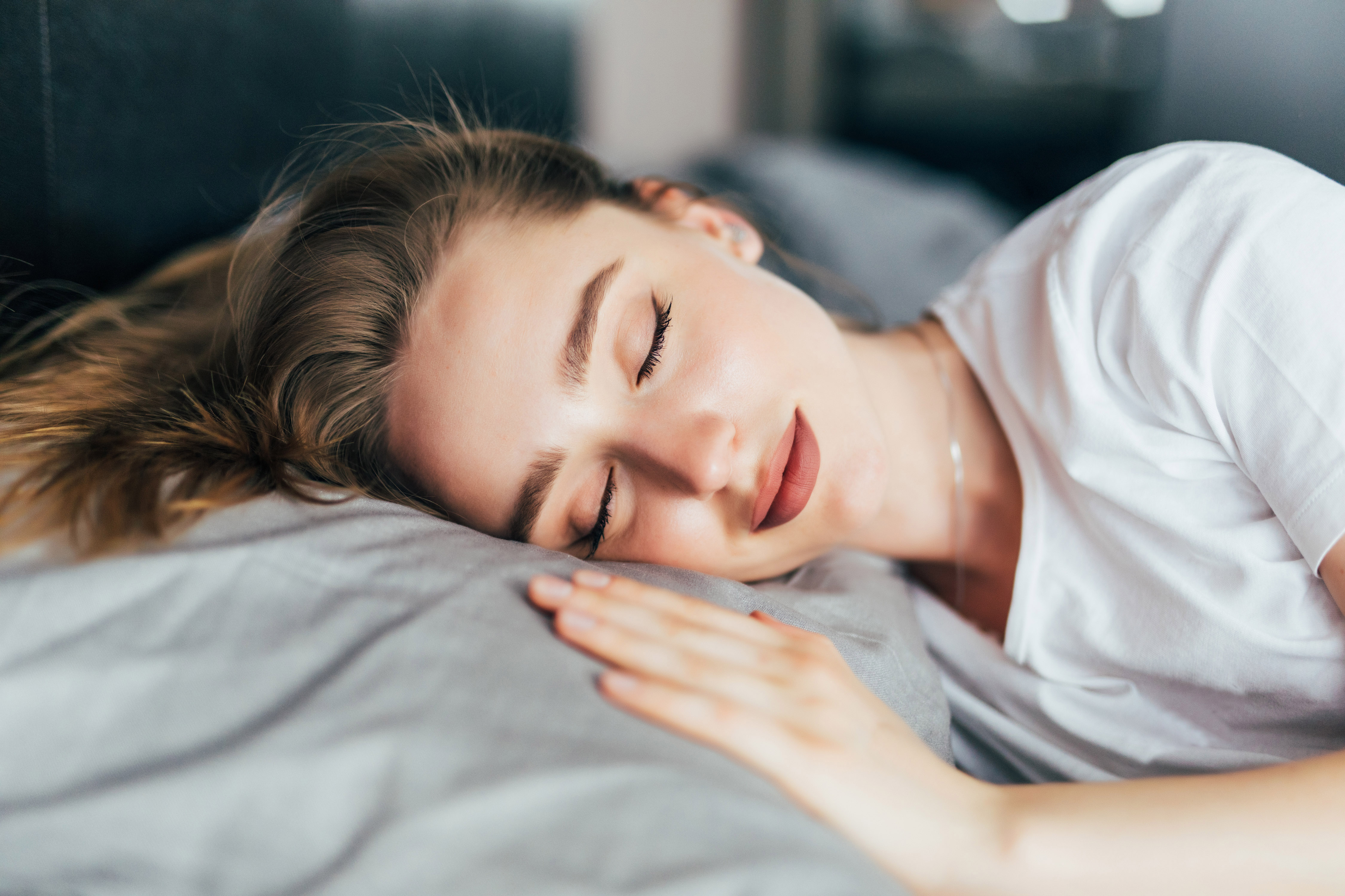 Suferi de Insomnie? - 7 Remedii Florale pentru un Somn Liniștit