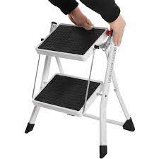 Scară cu 2 trepte, oțel rezistent, pliabilă, portabilă cu covoraș anti-alunecare Max. Capacitate de încărcare de până la 150 kg Testat și certificat de TÜV Rheinlan [9]