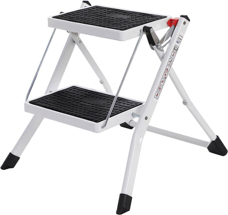 Scară cu 2 trepte, oțel rezistent, pliabilă, portabilă cu covoraș anti-alunecare Max. Capacitate de încărcare de până la 150 kg Testat și certificat de TÜV Rheinlan [5]