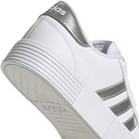 Pantofi sport adidas Court Bold GZ2696 [4]