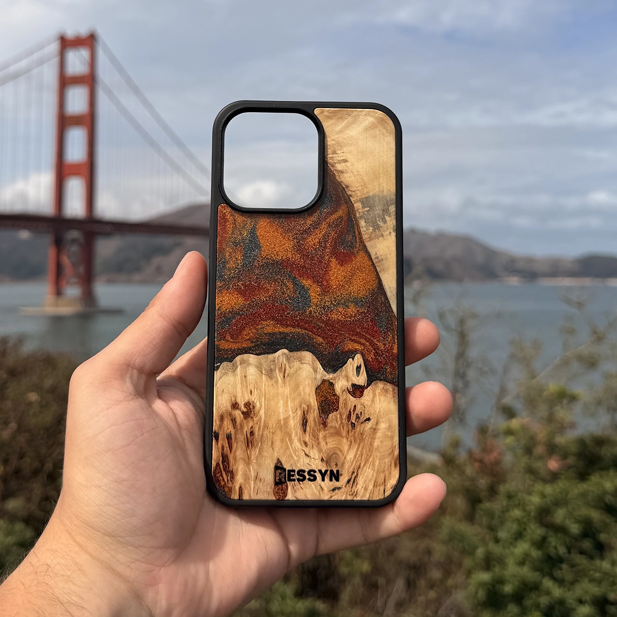 Husa Telefon Samsung RESSYN "Classy Brown" din Rasina Epoxy si Lemn Natural [7]