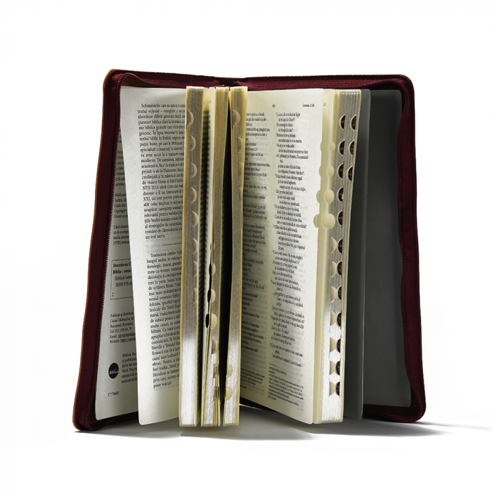 Biblia NTR - Maro închis: Maro Deschis [2]