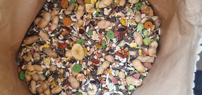 FarmaFriends Parrots 800g Hrana completa pentru papagali mari cu fructe si alune [3]