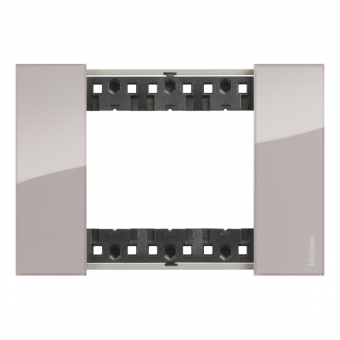 Bticino Living Now - Rama ornament 3 module gama light-now culoare  AURA