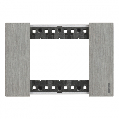 Bticino Living Now - Rama ornament 3 module gama light-now culoare  OȚEL