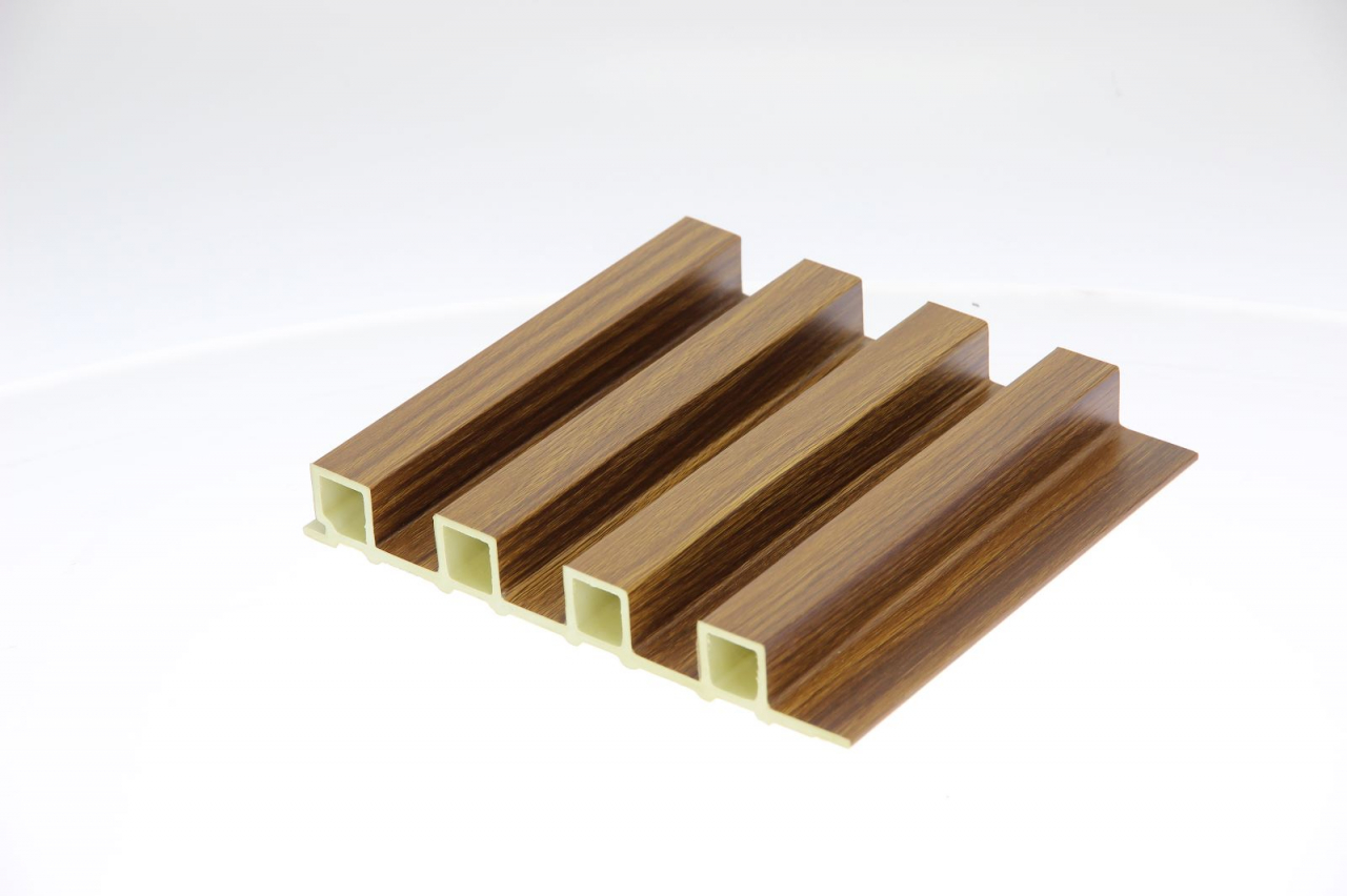 Panou decorativ- Riflaj WPC - Culoare Nuc Clasic [2]