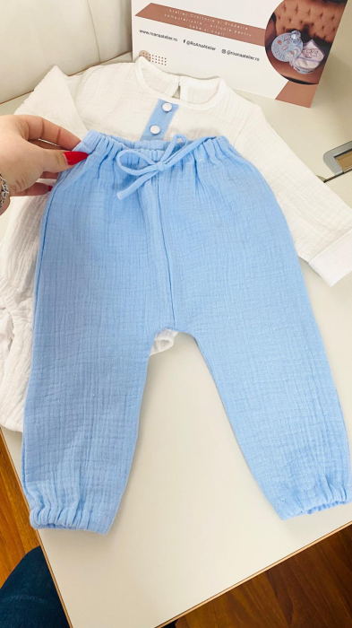 Costumas Andi din muselina [3]