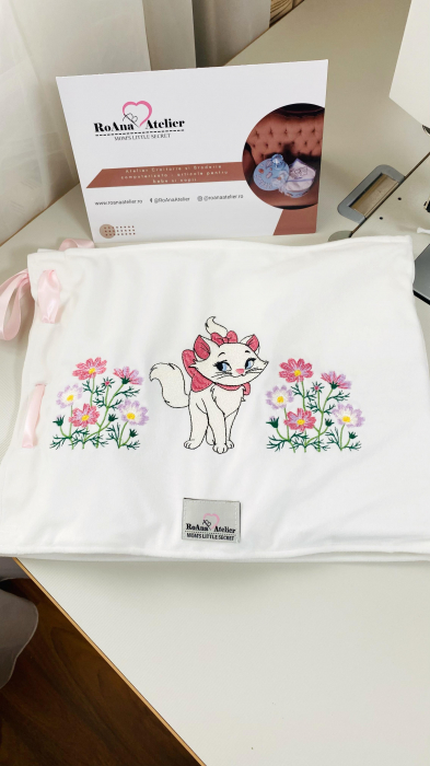 Kit Prima Baita Pisica Marie personalizat cu nume [2]
