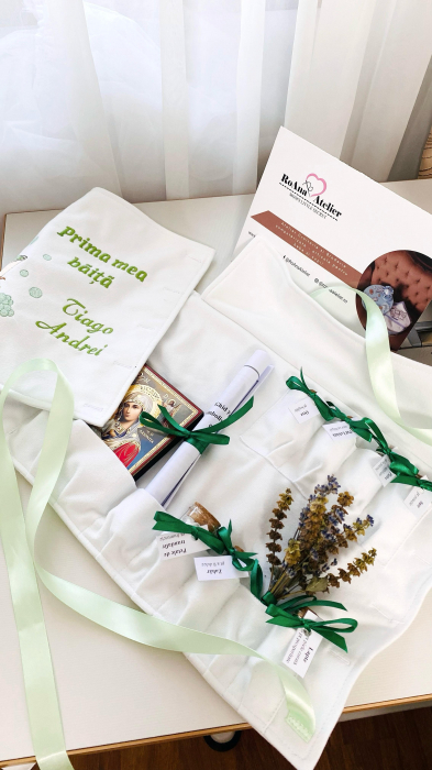 Kit Prima mea Baita Ursulet Verde personalizat cu nume [3]