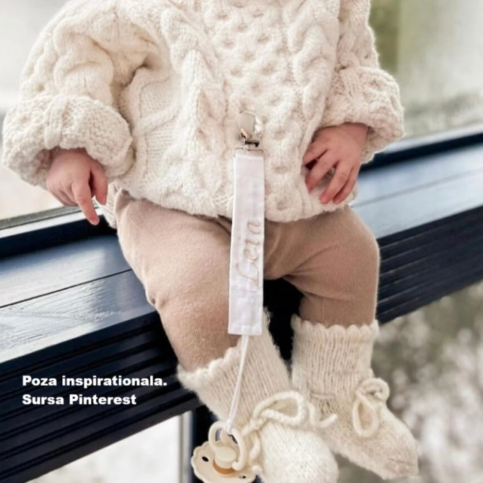 Lantisor din muselina pentru suzeta personalizat cu nume [2]