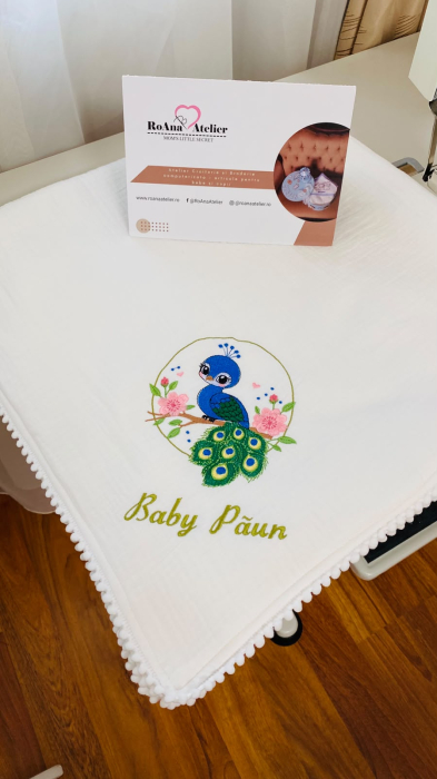 Paturica muselina Paun personalizata [3]