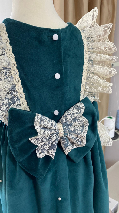 Rochita Emerald Velvet [4]