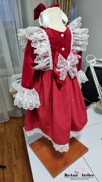 Rochita Ruby Velvet [7]