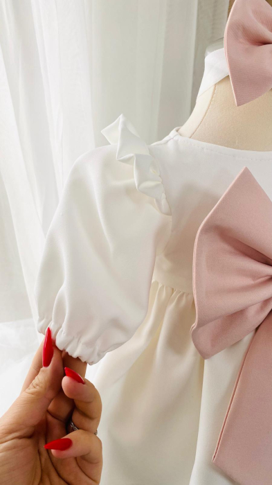 Set Rochita alba Linda cu fundita roz prafuit [3]