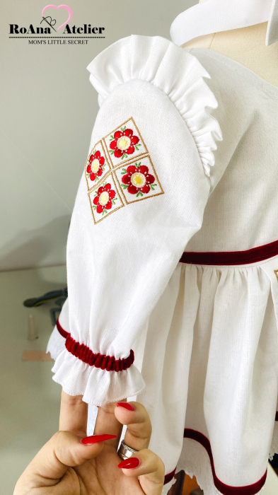 Set Rochita Botez cu motive traditionale romanesti [3]