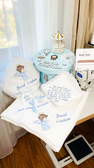 Trusou Botez din muselina broderie ingeras 7 piese [2]
