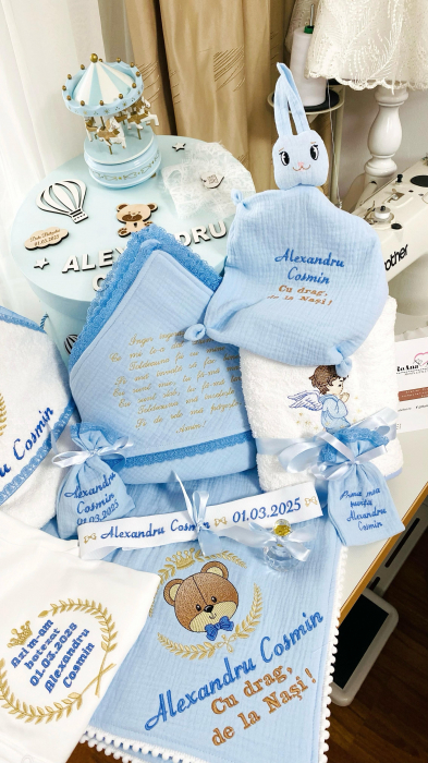 Trusou Botez Muselina Bleu Ursulet cu coronita [2]