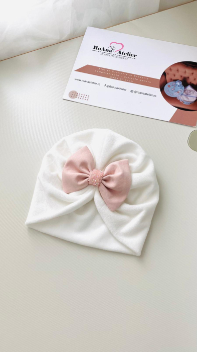 Turban bebe catifea alba fundita roz prafuit [1]