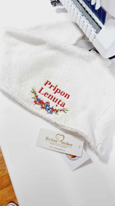 Turban brodat cu flori si personalizat [5]