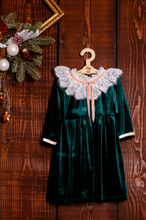 Rochita Green Velvet [1]
