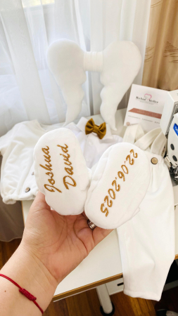 Costum Botez din catifea alba cu Aripi Ingeras personalizat [5]