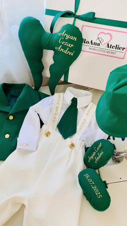 Costum Botez Stofa Verde cu Alb sacou si aripi [2]