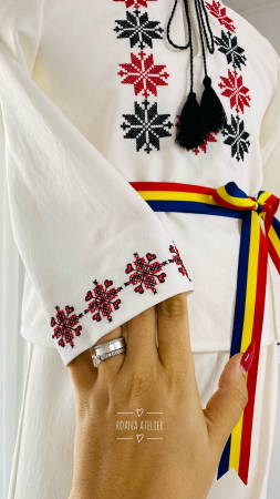 Costum Traditional Baieti [2]