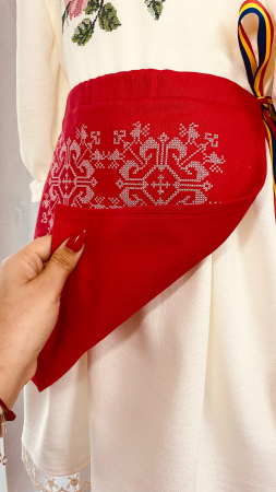 Costum traditional Cosanzeana [4]