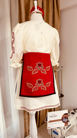 Costum traditional Sanziana [7]