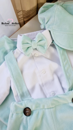 Costumas Botez Alexander din catifea vernil [3]