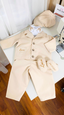 Costumas Botez Bej cu sacou brodat frunze de maslin [1]