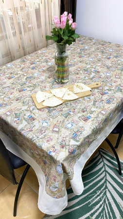 Fete de Masa - Fata de masa Iepurasi cu bordura gold