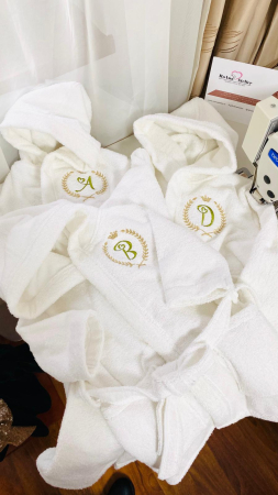 Halat baie brodat cu nume [2]