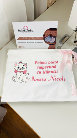 Kit Prima Baita Pisica Marie personalizat cu nume